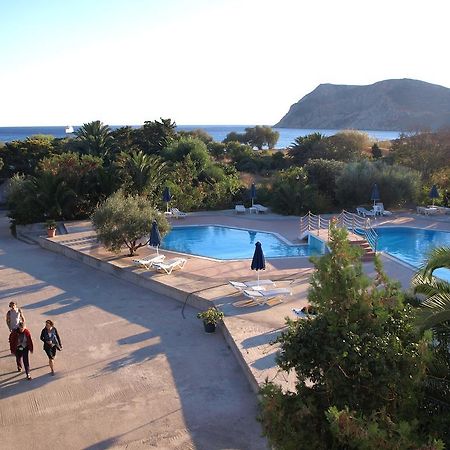 Eristos Beach Hotel Megálon Choríon Esterno foto