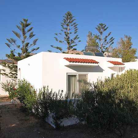 Eristos Beach Hotel Megálon Choríon Esterno foto