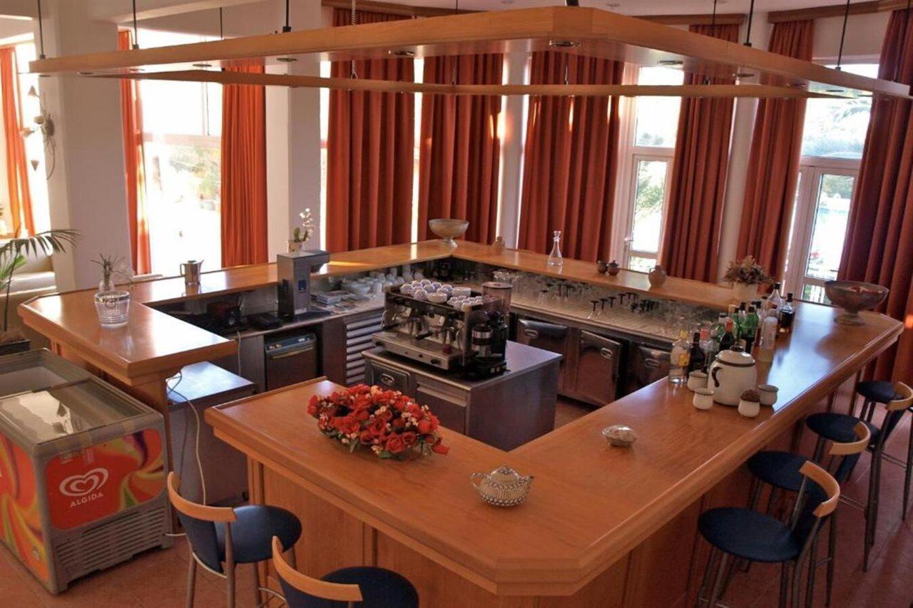 Eristos Beach Hotel Megálon Choríon Esterno foto