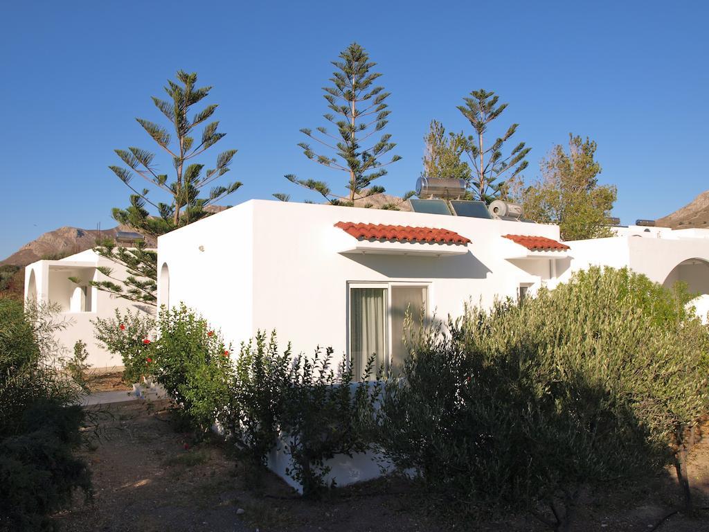 Eristos Beach Hotel Megálon Choríon Esterno foto