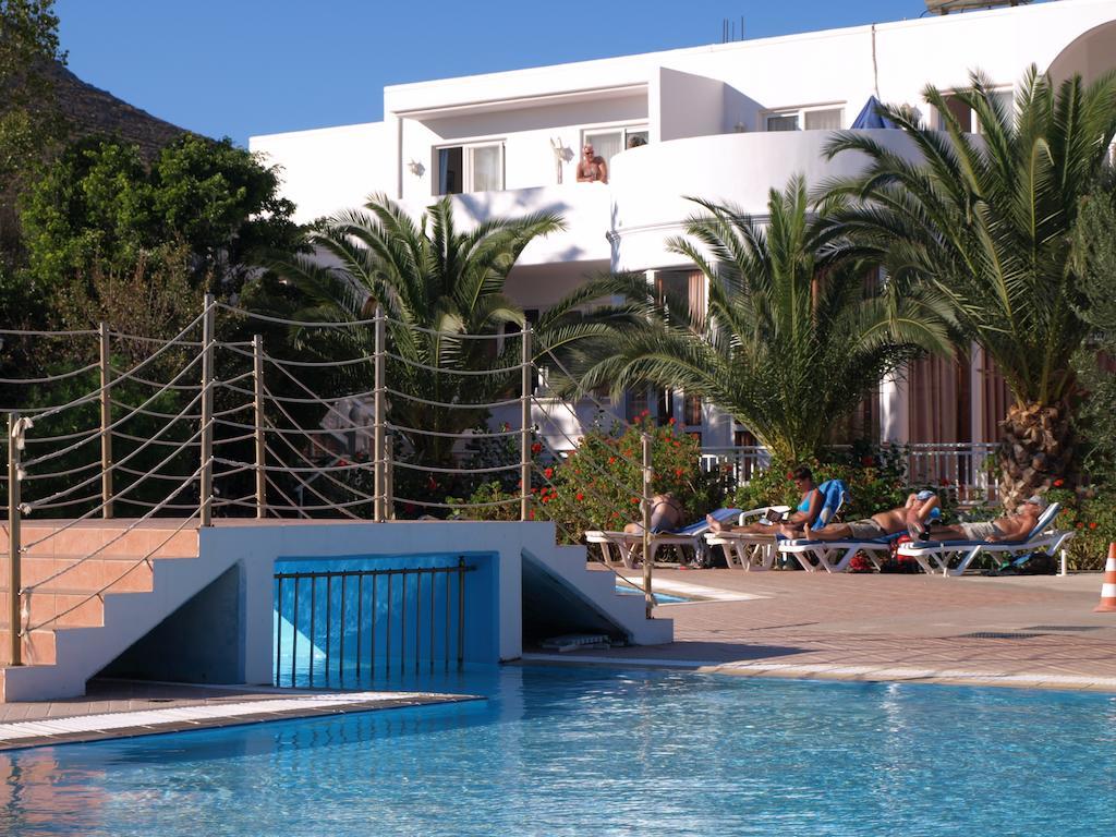 Eristos Beach Hotel Megálon Choríon Esterno foto