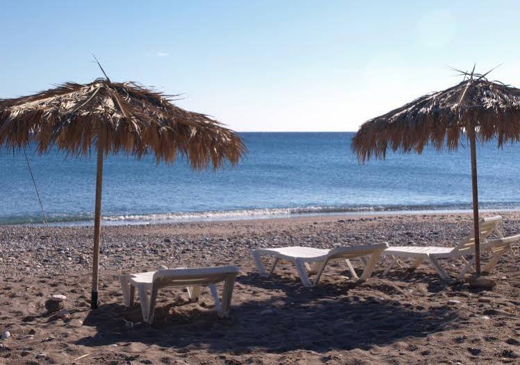 Eristos Beach Hotel Megálon Choríon Esterno foto